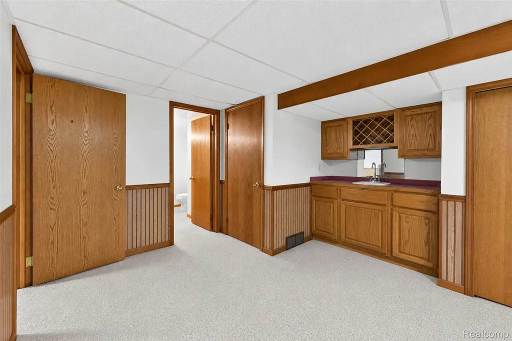 11549 Kings Coach Road Grand Blanc City MI 48439