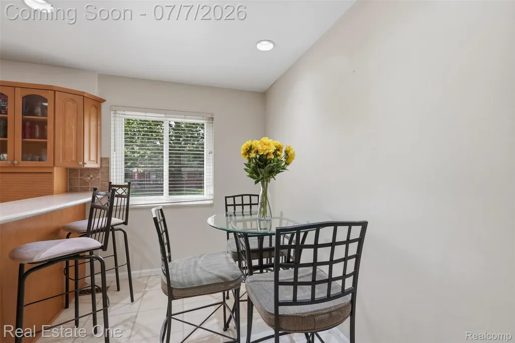 21455 Independence Drive Southfield City MI 48076