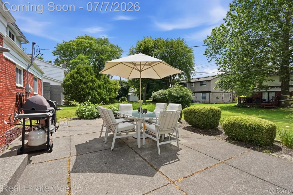 21455 Independence Drive Southfield City MI 48076