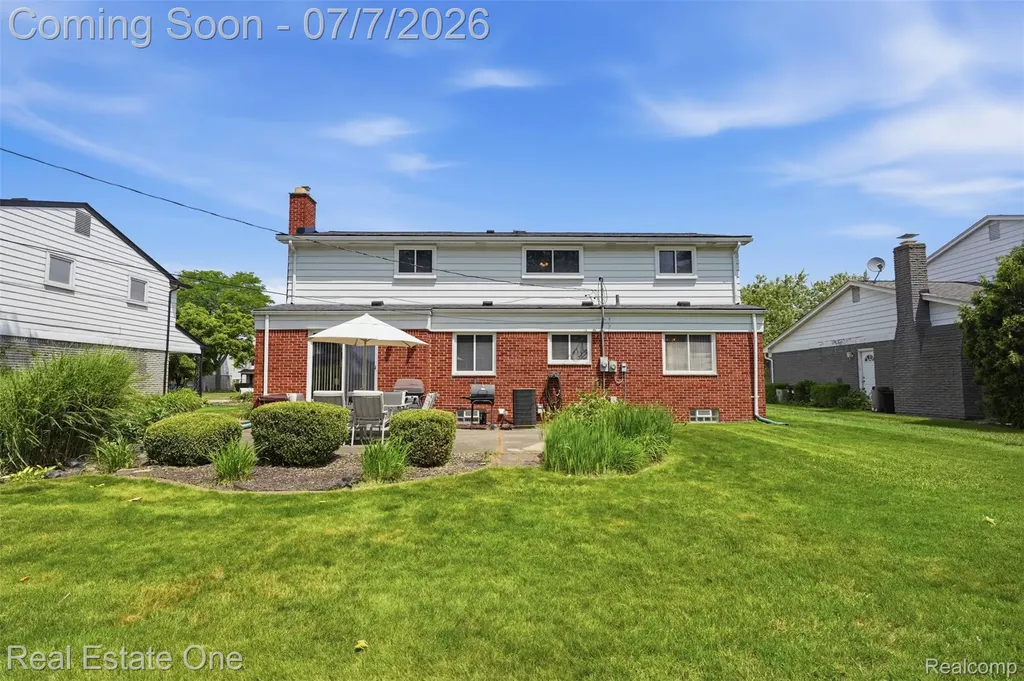 21455 Independence Drive Southfield City MI 48076