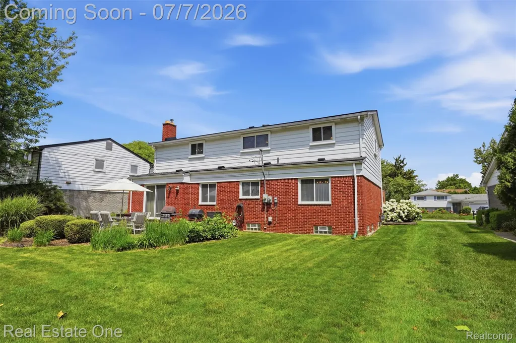 21455 Independence Drive Southfield City MI 48076