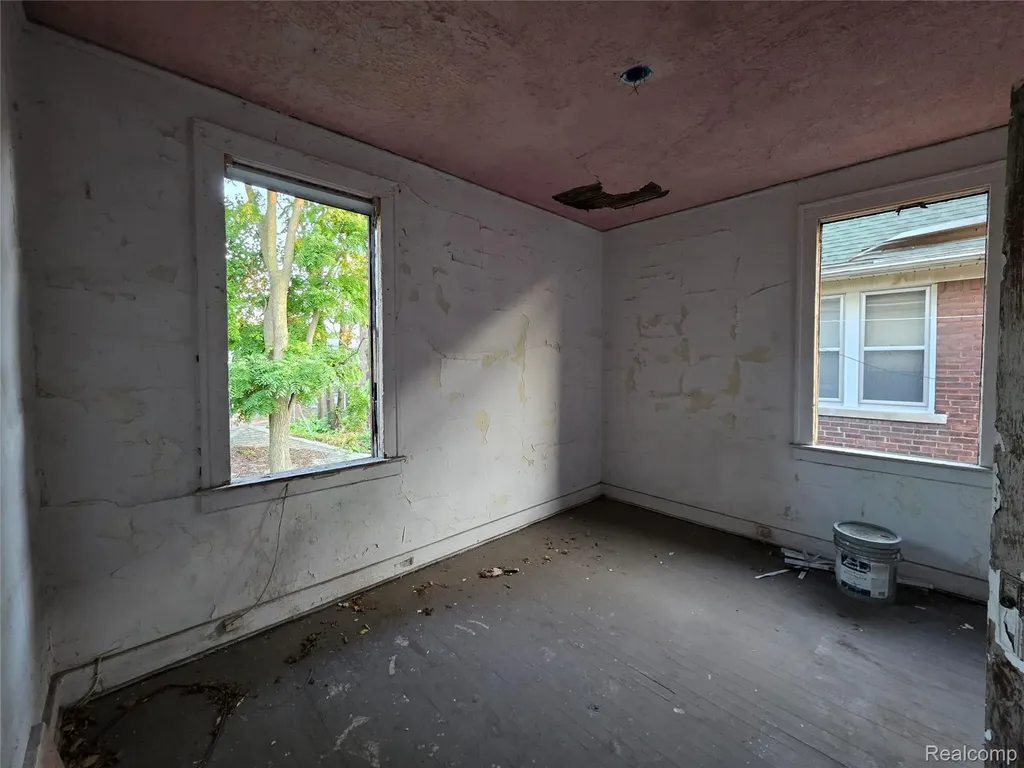 3337 Kendall Street Detroit City MI 48238