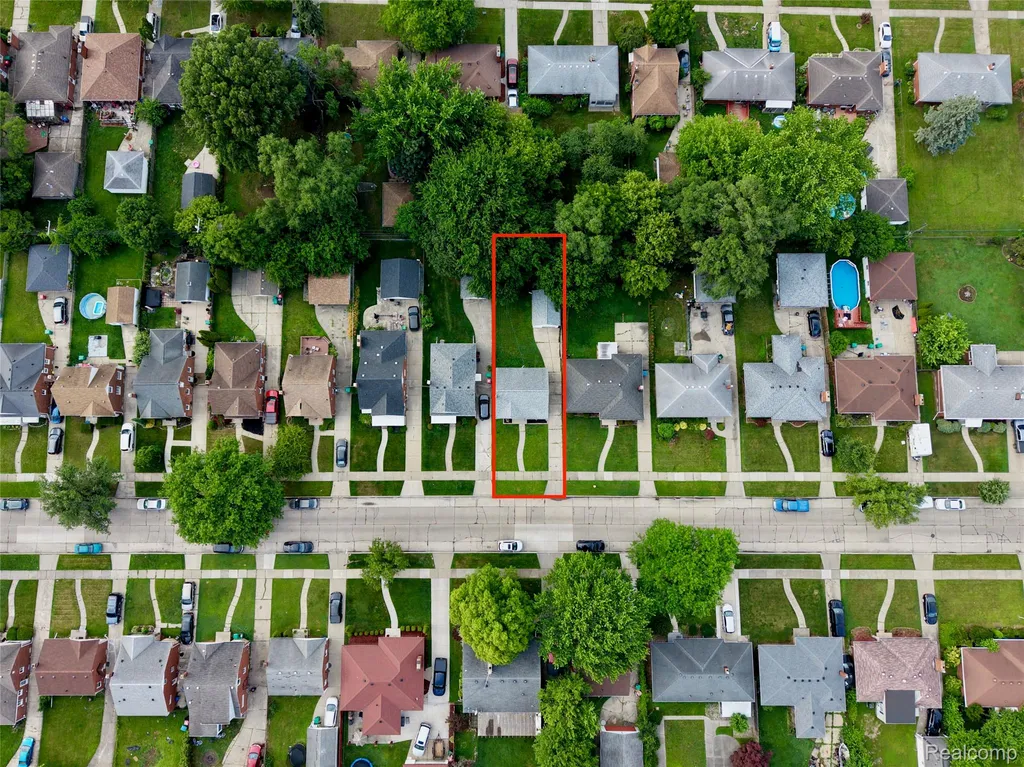 16791 Veronica Avenue Eastpointe City MI 48021