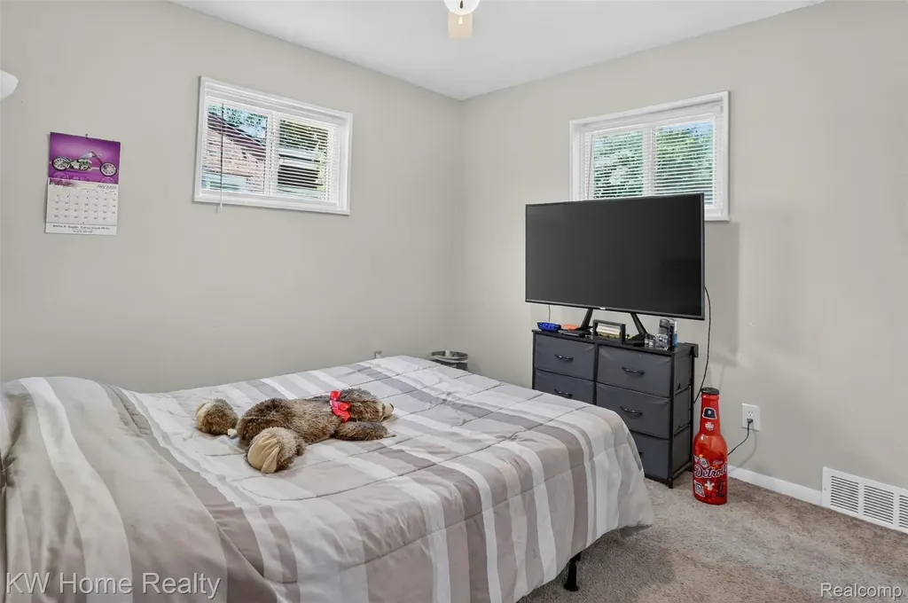 14620 Pearson Street Oak Park City MI 48237