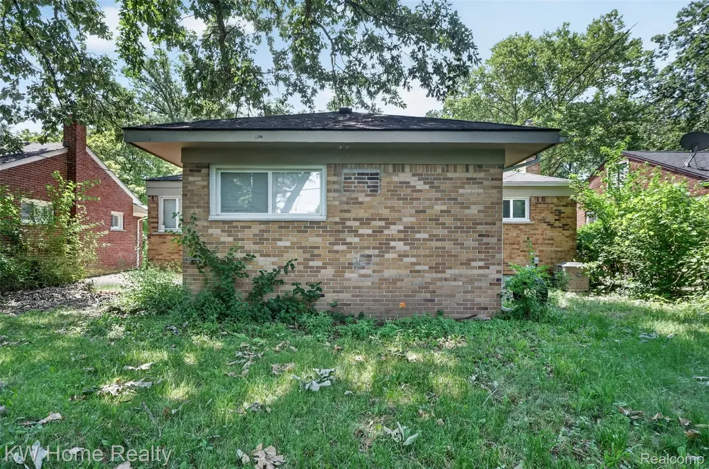 14620 Pearson Street Oak Park City MI 48237