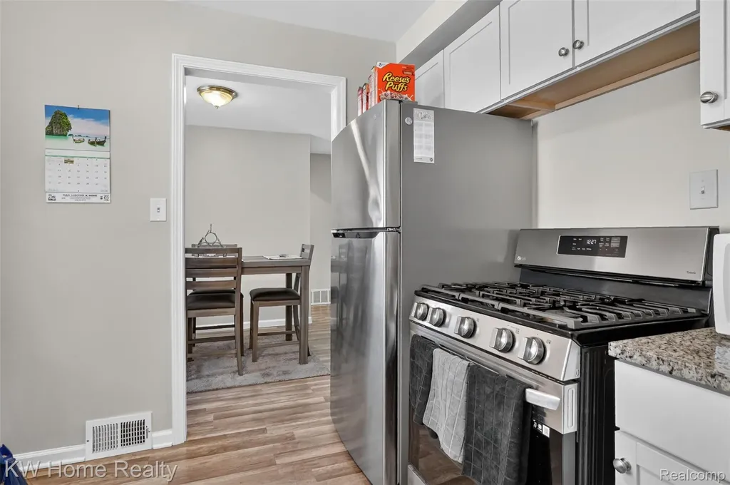14620 Pearson Street Oak Park City MI 48237