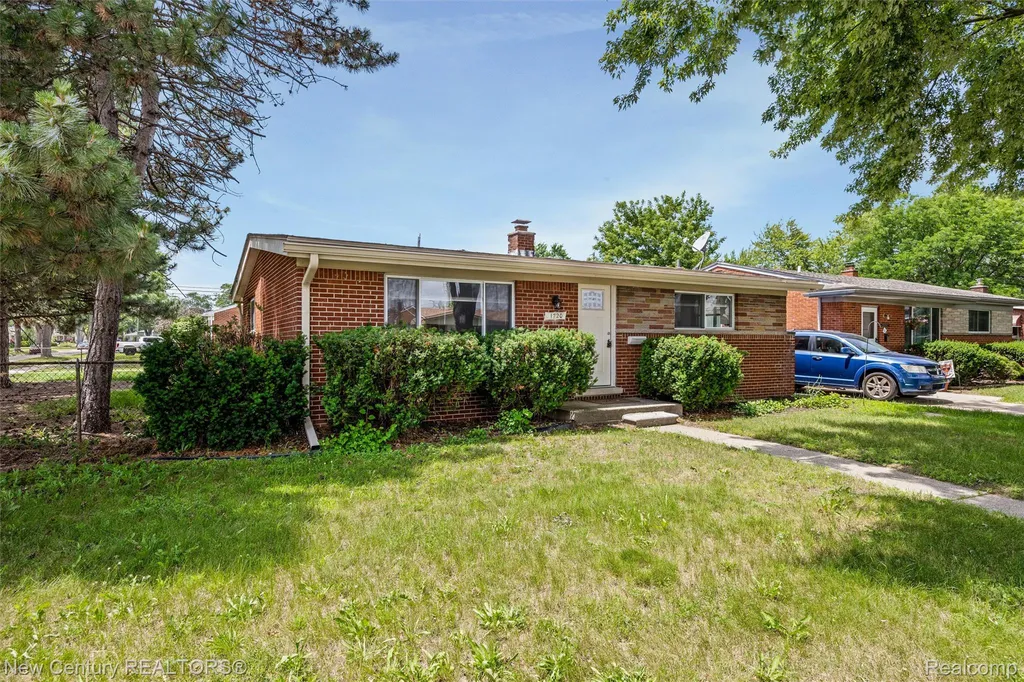 1720 Westbrook Drive Madison Heights City MI 48071
