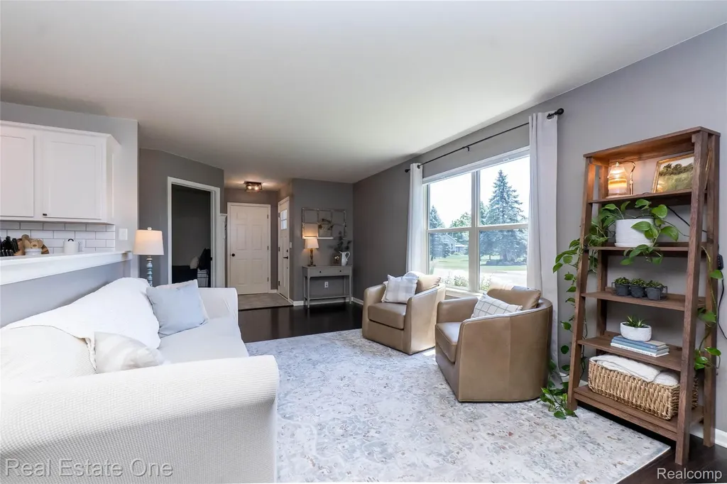 9331 Clifton Avenue Salem Township MI 48168