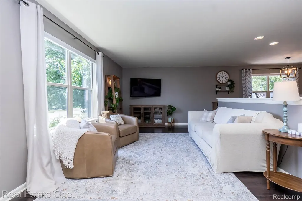 9331 Clifton Avenue Salem Township MI 48168