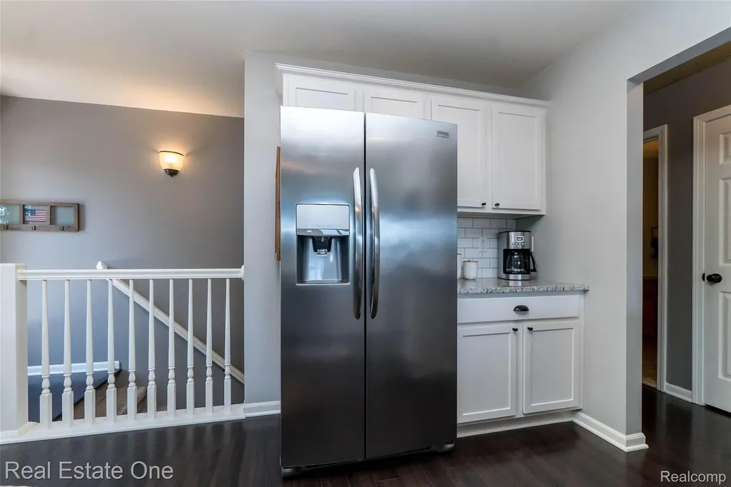 9331 Clifton Avenue Salem Township MI 48168