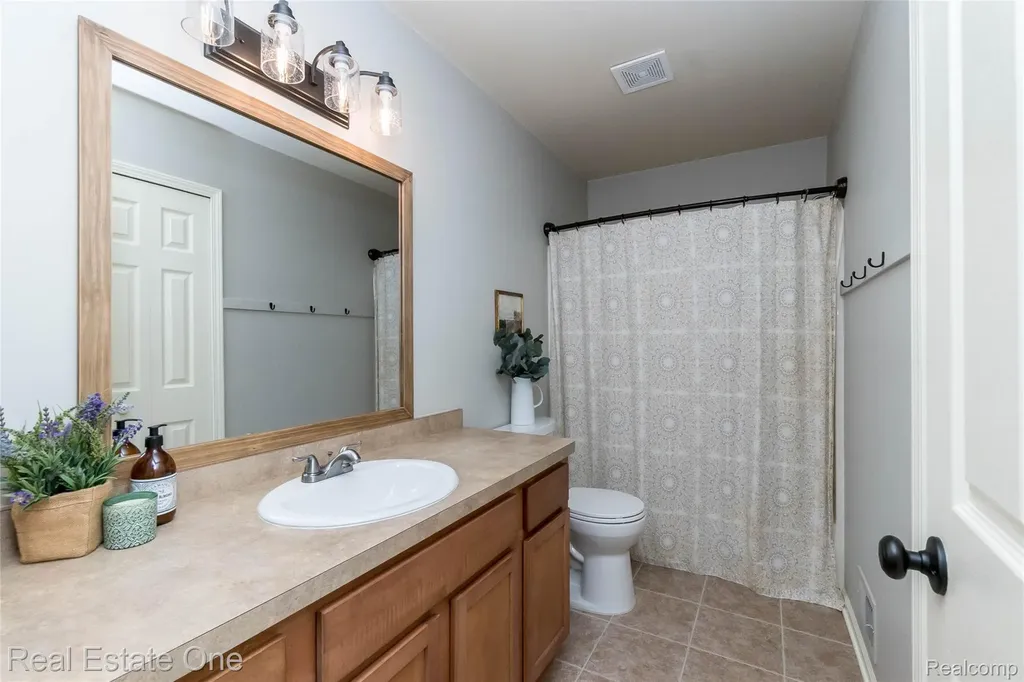 9331 Clifton Avenue Salem Township MI 48168