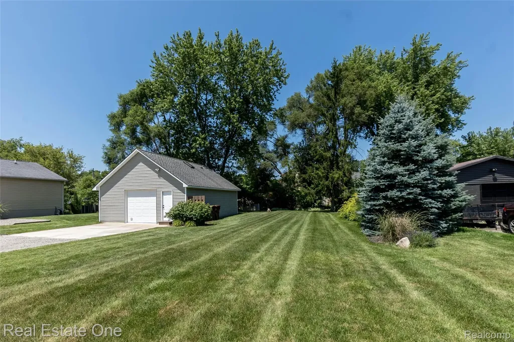 9331 Clifton Avenue Salem Township MI 48168