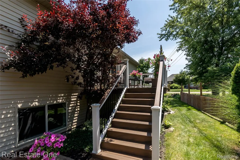 9331 Clifton Avenue Salem Township MI 48168