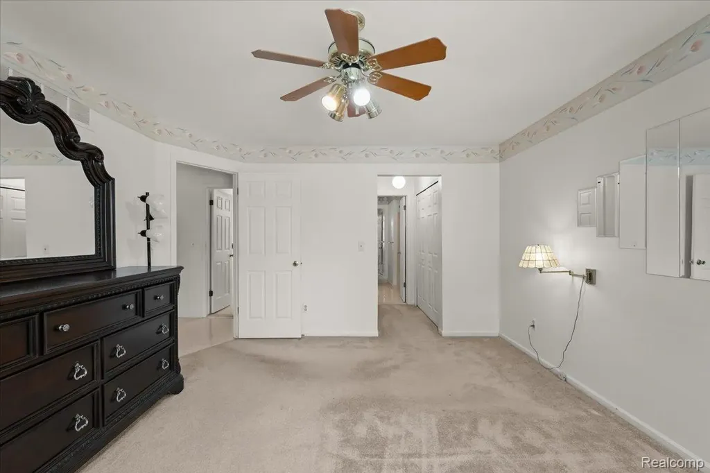 42158 Blossom Lane Clinton Charter Township MI 48038