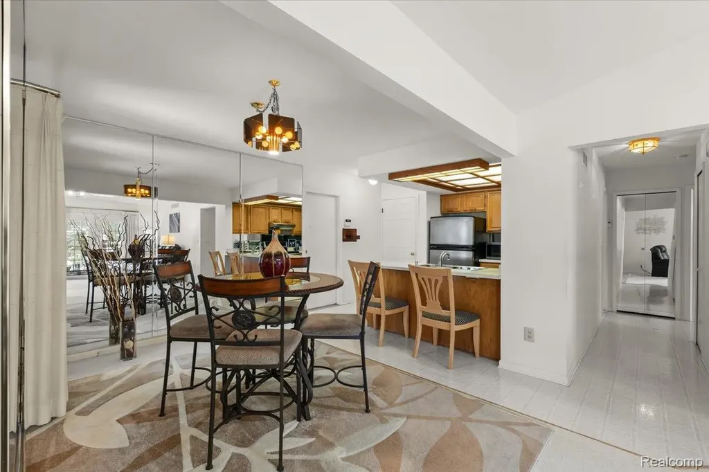 42158 Blossom Lane Clinton Charter Township MI 48038