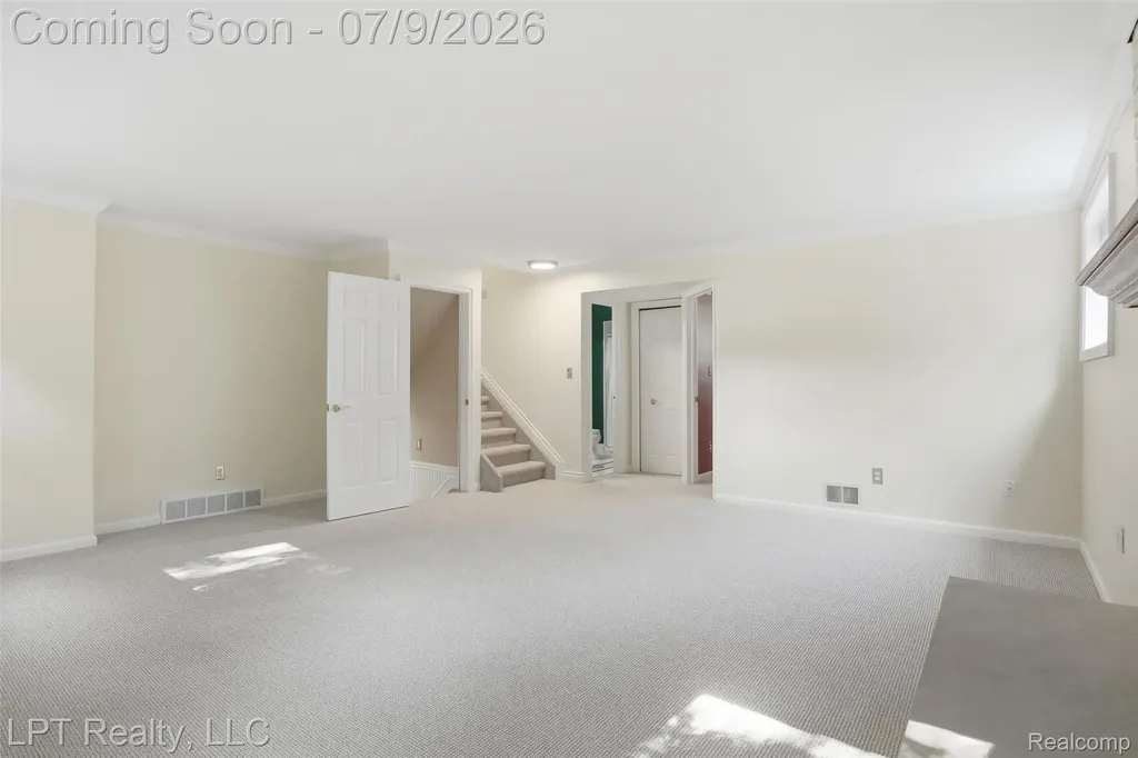 1408 Ledgewood Drive Canton Charter Township MI 48188
