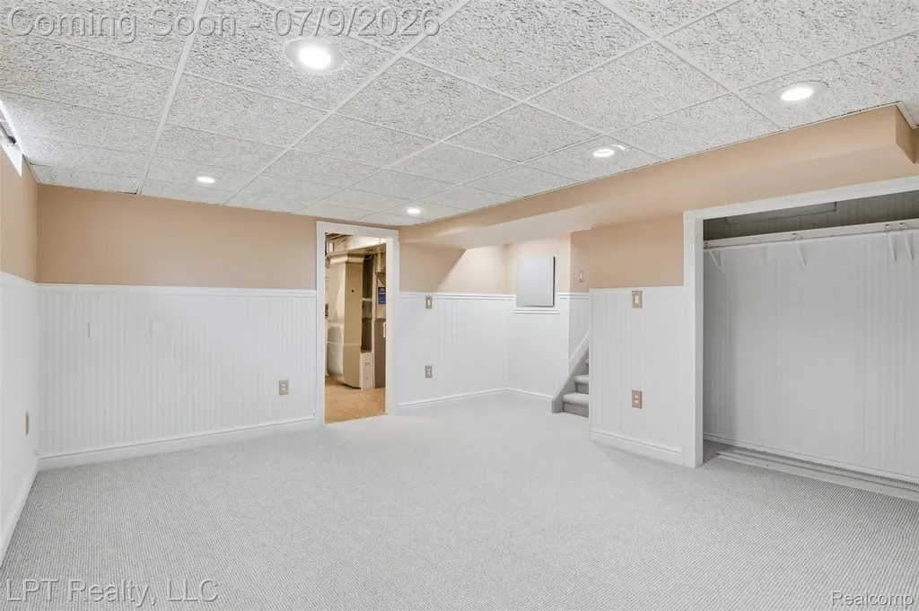 1408 Ledgewood Drive Canton Charter Township MI 48188