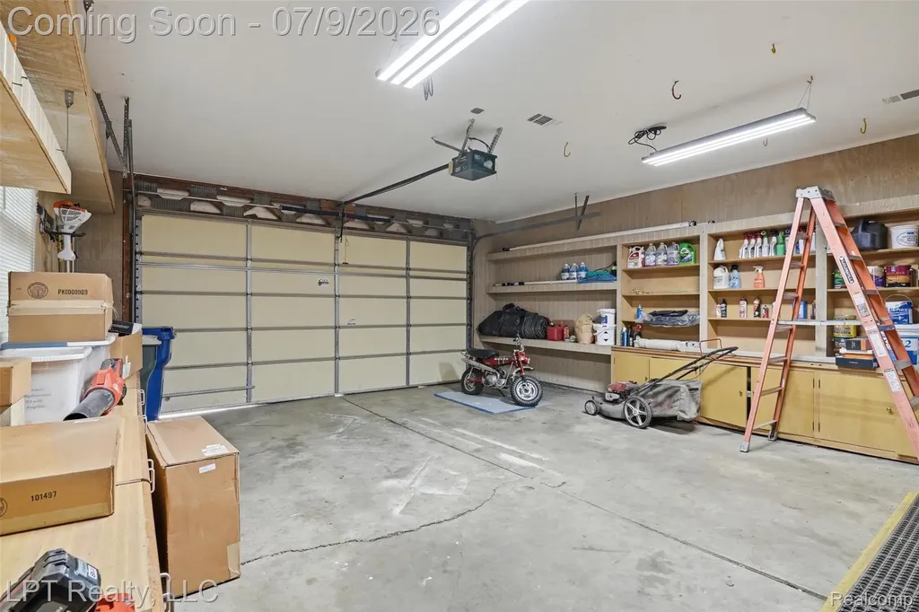 1408 Ledgewood Drive Canton Charter Township MI 48188