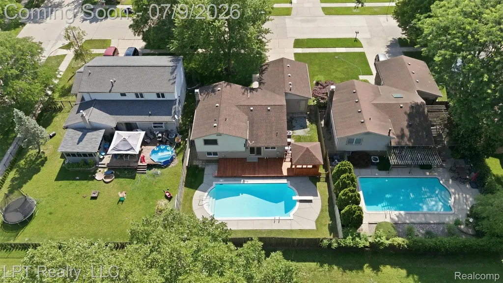 1408 Ledgewood Drive Canton Charter Township MI 48188
