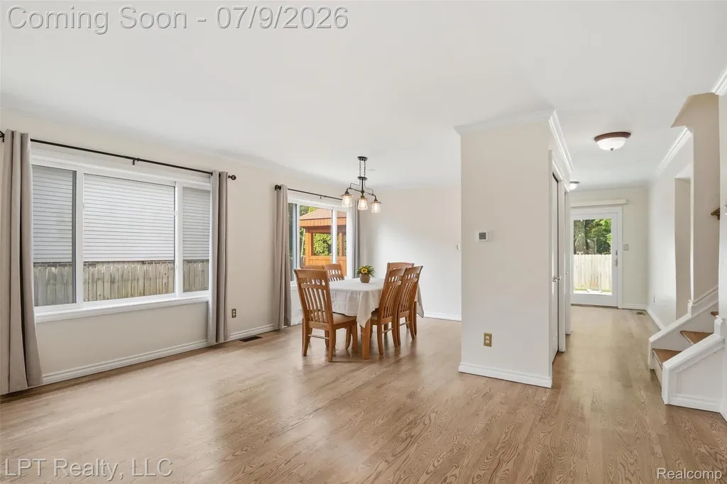1408 Ledgewood Drive Canton Charter Township MI 48188