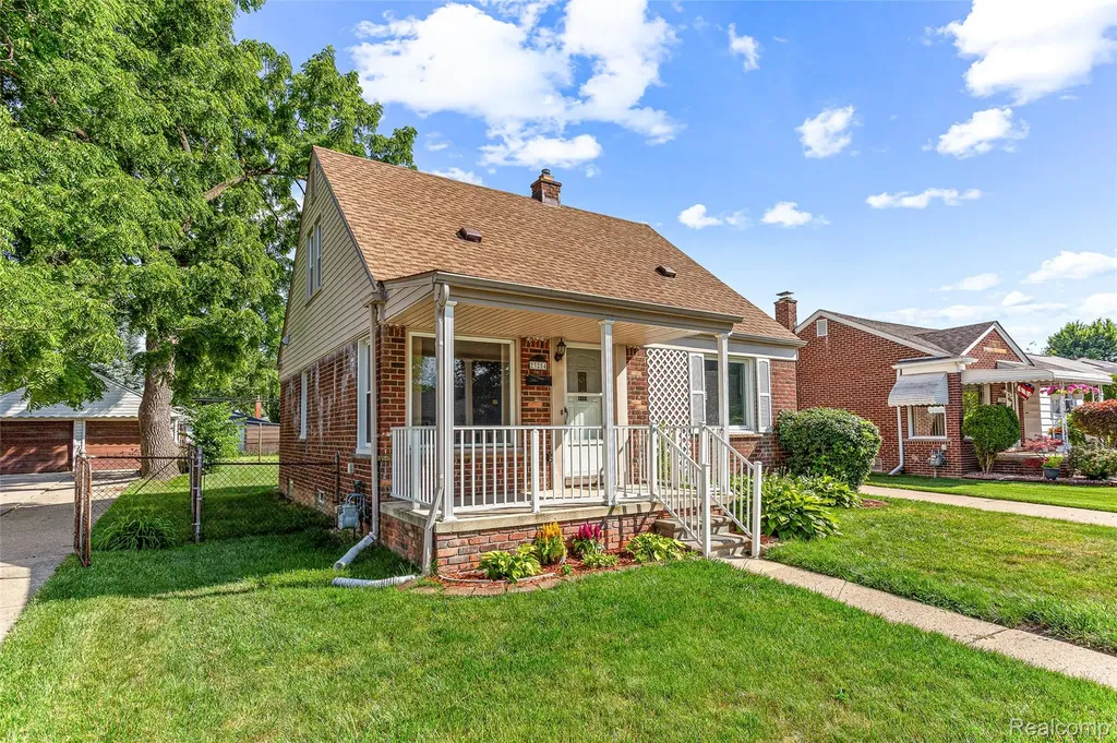 23254 Nona Street Dearborn City MI 48124