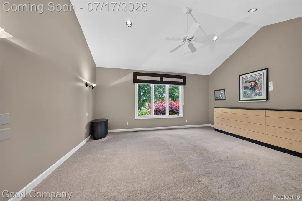 6698 Carlyle Court West Bloomfield Charter Township MI 48322