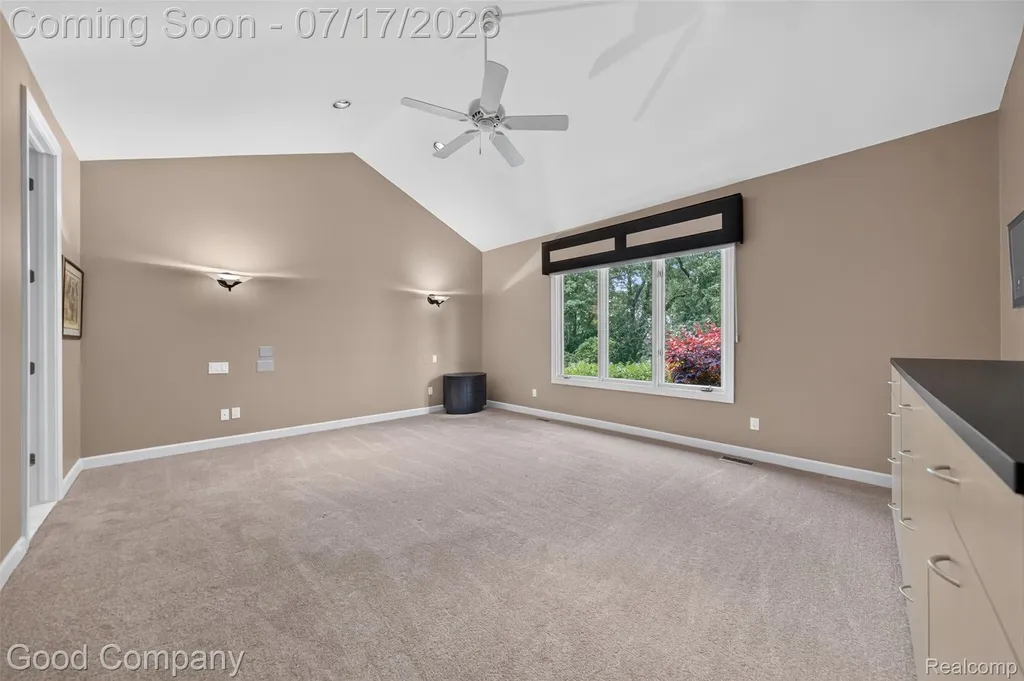 6698 Carlyle Court West Bloomfield Charter Township MI 48322