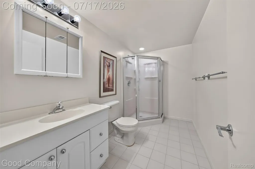 6698 Carlyle Court West Bloomfield Charter Township MI 48322