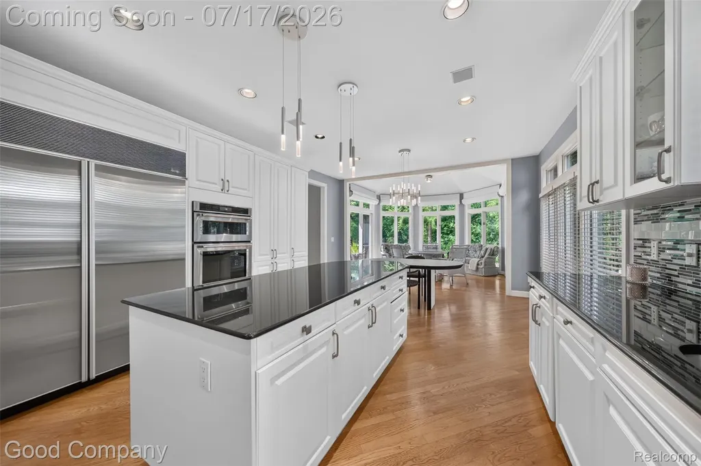 6698 Carlyle Court West Bloomfield Charter Township MI 48322