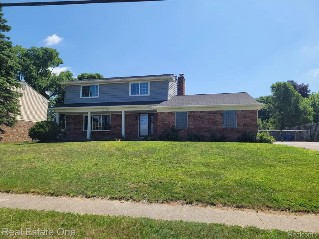 4212 Halkirk Drive Waterford Charter Township MI 48329