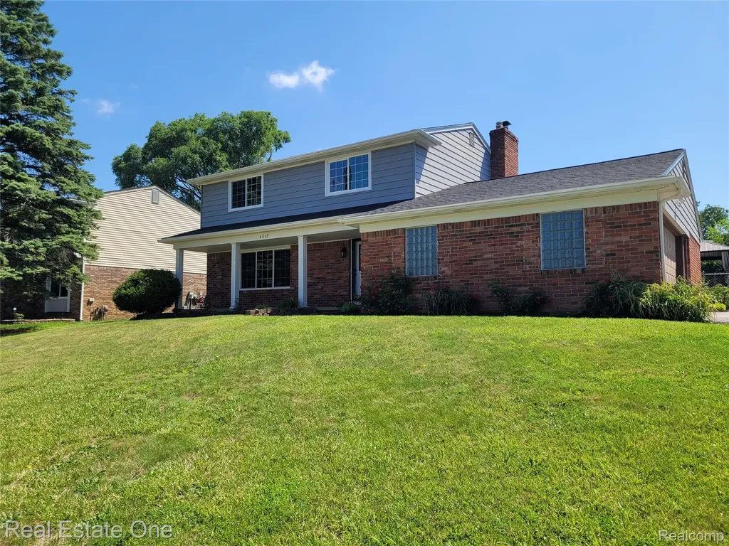 4212 Halkirk Drive Waterford Charter Township MI 48329