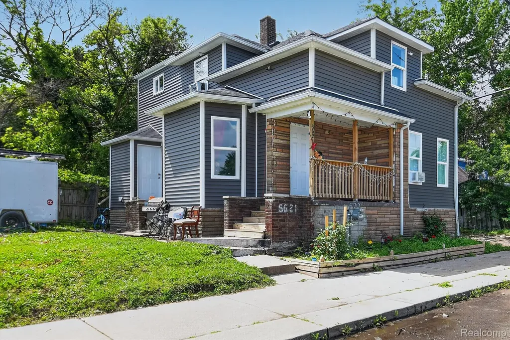 6141 Hazlett Street Detroit City MI 48210