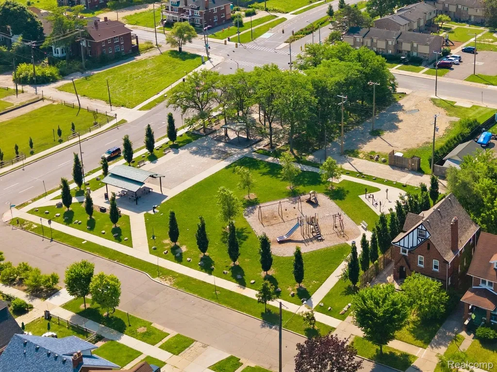 1945 Atkinson Street Detroit City MI 48206
