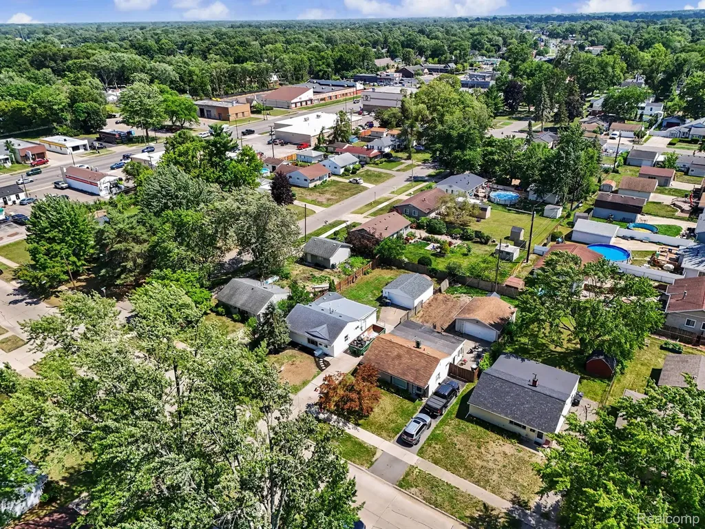 35519 Hazelwood Street Westland City MI 48186