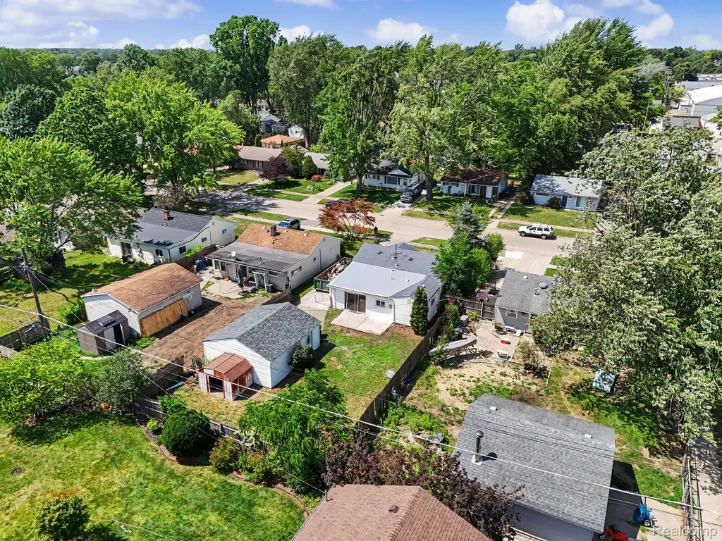 35519 Hazelwood Street Westland City MI 48186