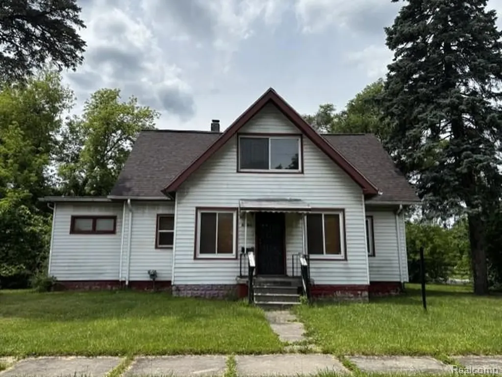3915 Trumbull Avenue Flint City MI 48504