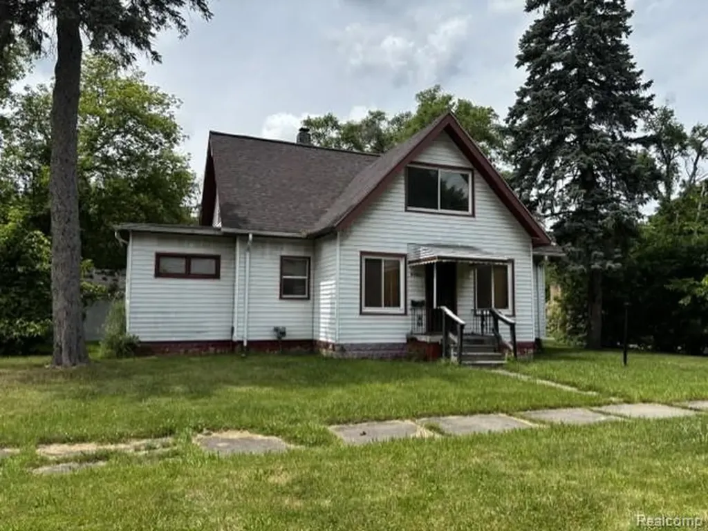 3915 Trumbull Avenue Flint City MI 48504