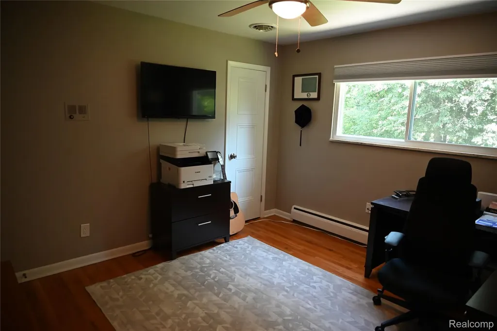 917 S Reading Road S Bloomfield Hills City MI 48304