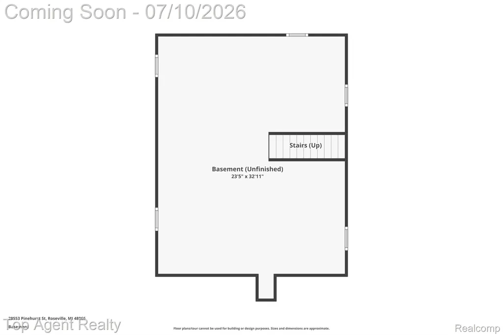 28553 Pinehurst Street Roseville City MI 48066