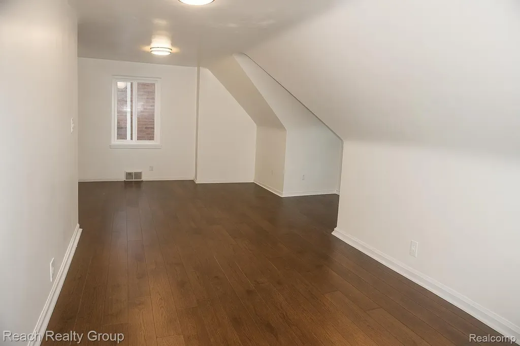 18431 Monica Street Detroit City MI 48221