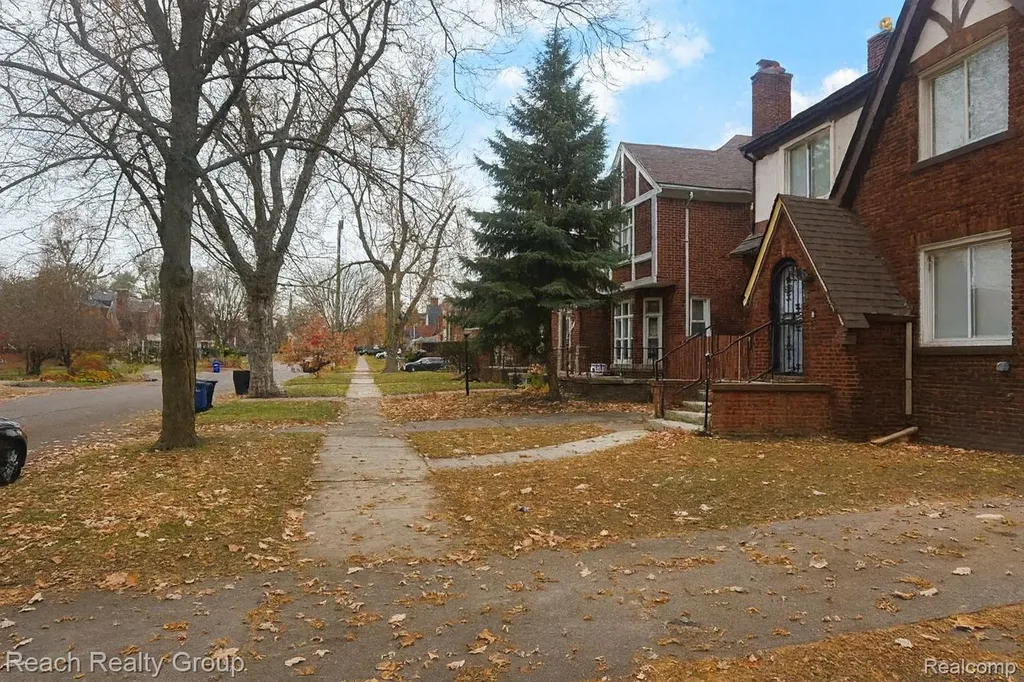 18431 Monica Street Detroit City MI 48221