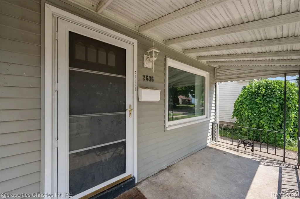 2636 Mcdowell Street Ferndale City MI 48220