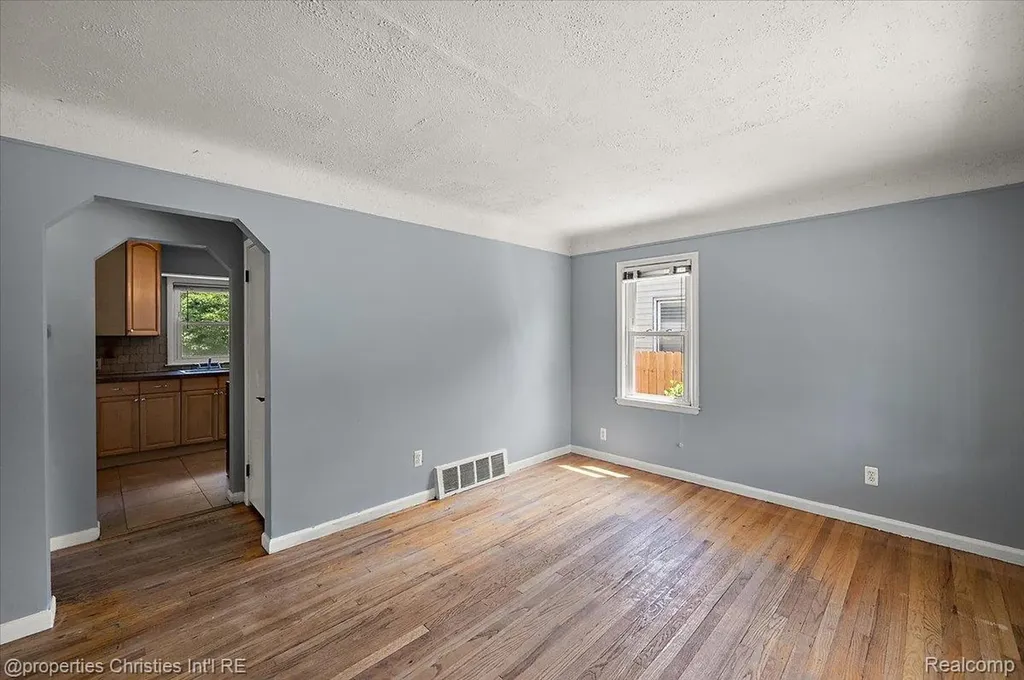 2636 Mcdowell Street Ferndale City MI 48220