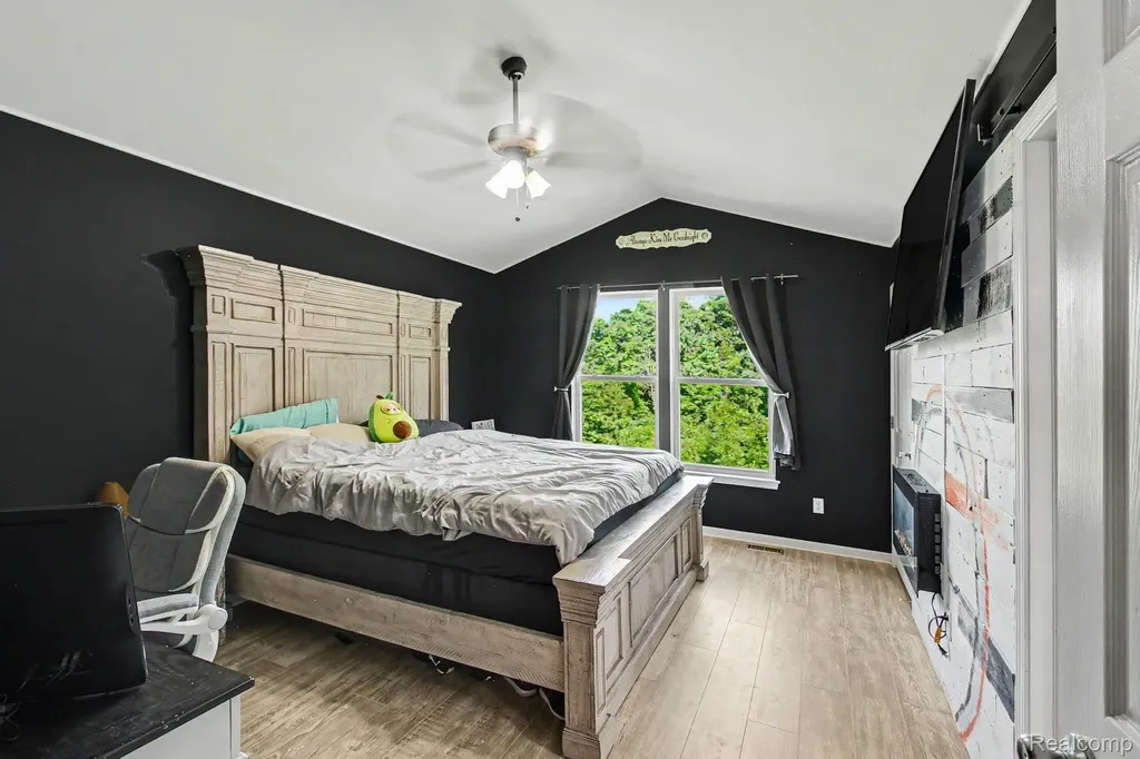 956 Callaway Court Oceola Township MI 48843