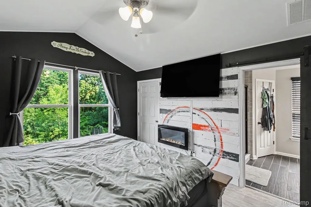 956 Callaway Court Oceola Township MI 48843