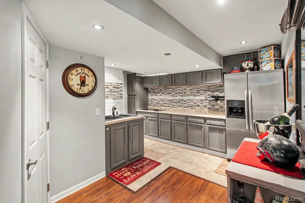 956 Callaway Court Oceola Township MI 48843