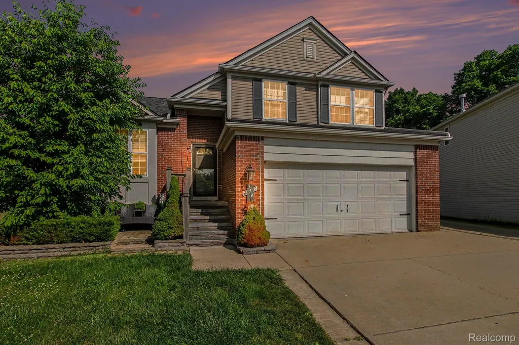 956 Callaway Court Oceola Township MI 48843