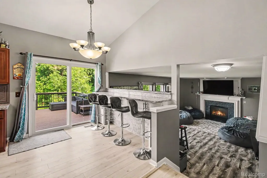 956 Callaway Court Oceola Township MI 48843
