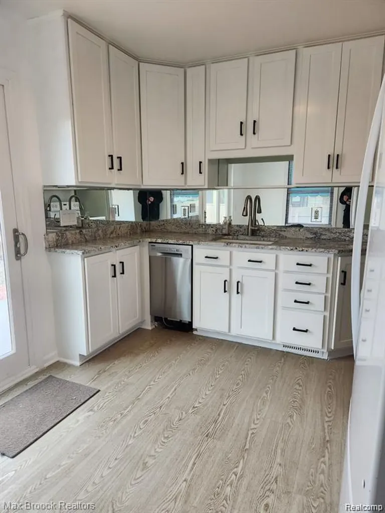 1815 Bowers Street Birmingham City MI 48009