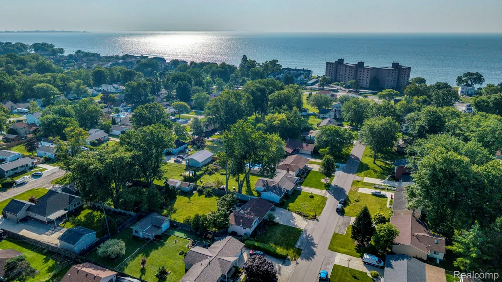 24851 Murray Street Harrison Charter Township MI 48045
